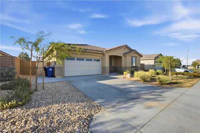 11852 Bobcat Hills Lane, Victorville, CA 92392