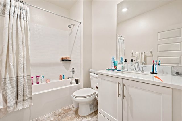 11852 Bobcat Hills Lane, Victorville, CA 92392