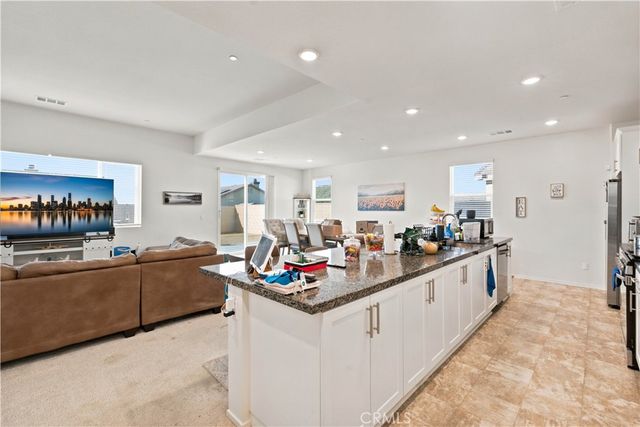 11852 Bobcat Hills Lane, Victorville, CA 92392