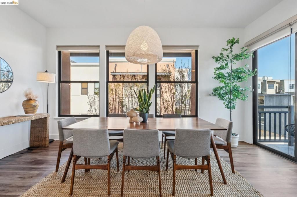 Image 10 of property listing at 1143 66Th St, Oakland, CA 94608