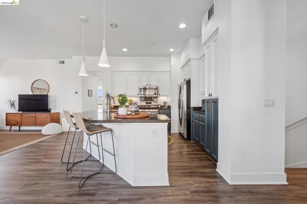 Image 18 of property listing at 1143 66Th St, Oakland, CA 94608