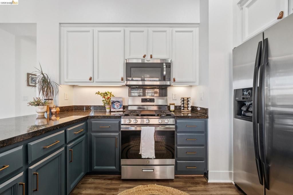 Image 20 of property listing at 1143 66Th St, Oakland, CA 94608