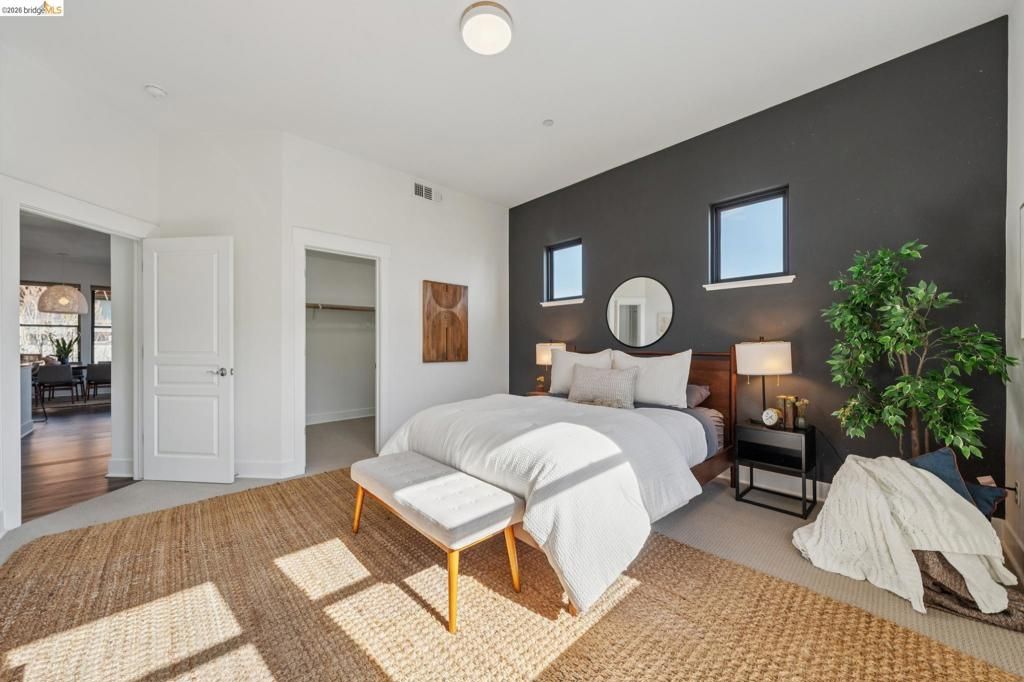 Image 26 of property listing at 1143 66Th St, Oakland, CA 94608