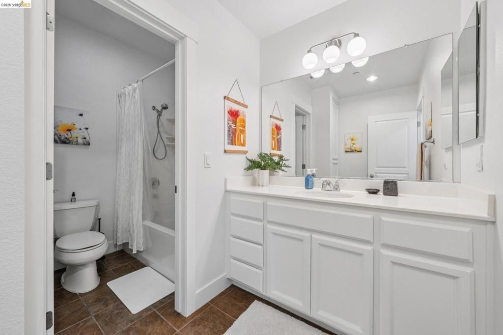 Image 34 of property listing at 1143 66Th St, Oakland, CA 94608