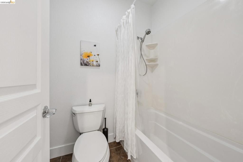 Image 35 of property listing at 1143 66Th St, Oakland, CA 94608