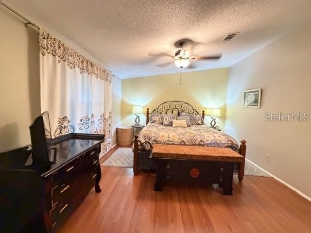 1215 PANAMA PLACE, Lady Lake, FL 32159