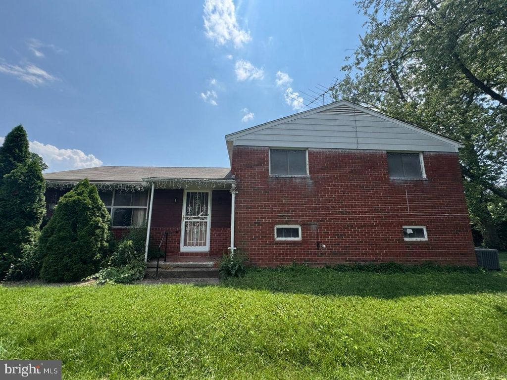 3426 DAYTA DR, Baltimore, MD 21207