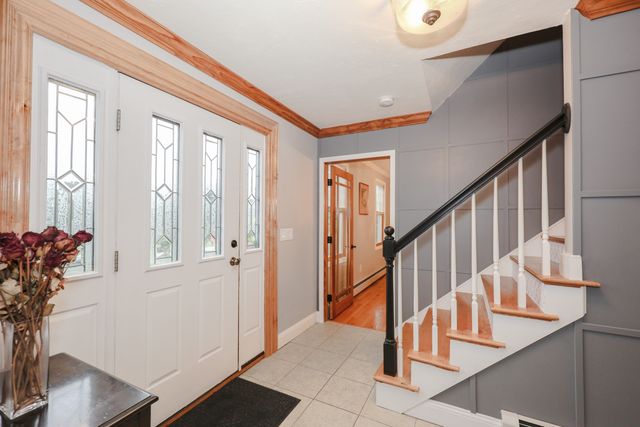 25 Autumn Rd, Wrentham, MA 02093