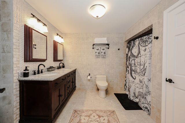 25 Autumn Rd, Wrentham, MA 02093