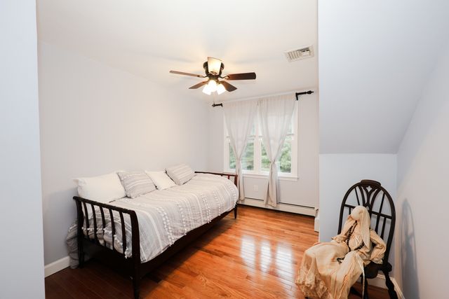 25 Autumn Rd, Wrentham, MA 02093