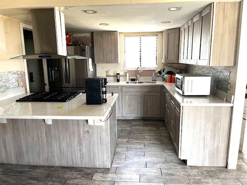 Image 4 of property listing at 3510 Woodrow, Selma, CA 93662