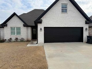 751 Jaxon Cv, Jonesboro, AR 72404