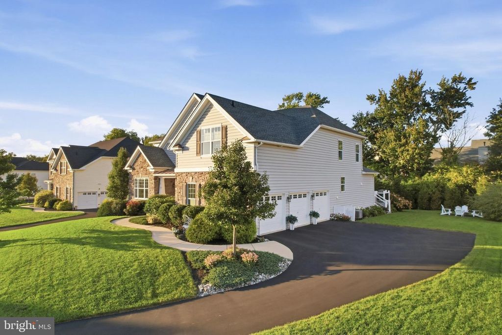 3009 MAGDALENE DR, CHALFONT, PA 18914 — photo 3