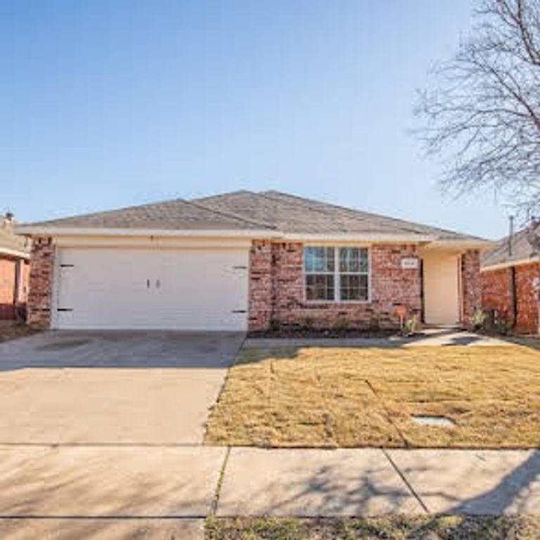 8554 Prairie Fire Drive, Fort Worth, TX 76131