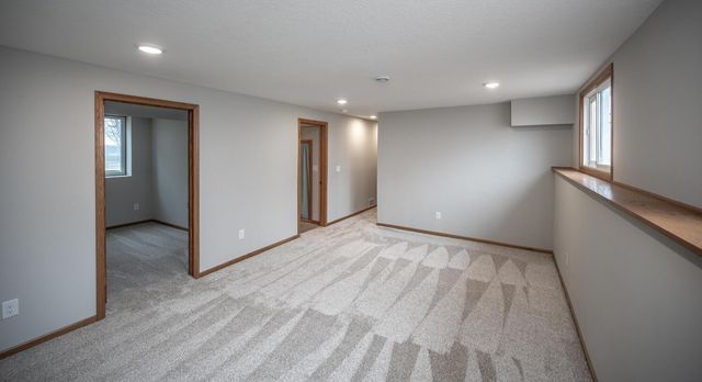 5525 Lower 182nd Street W, Farmington, MN 55024