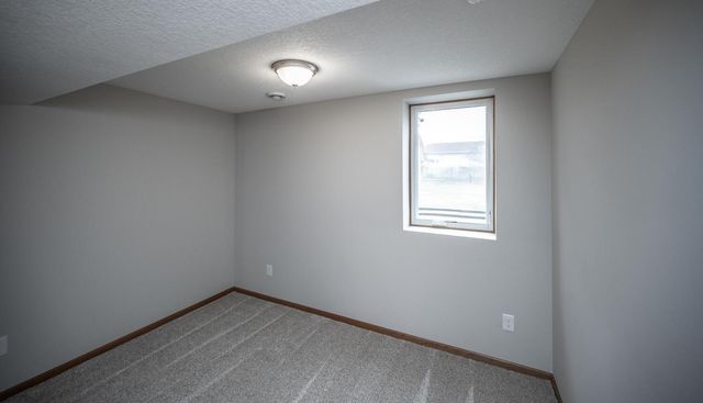 5525 Lower 182nd Street W, Farmington, MN 55024