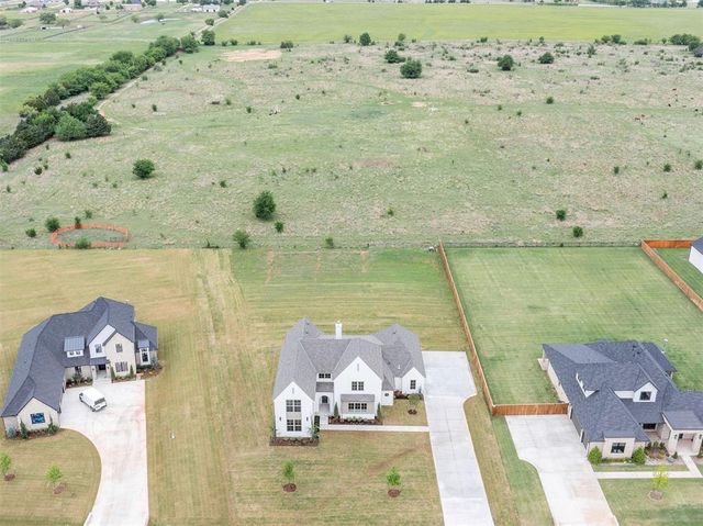 2433 NW 227th Street, Edmond, OK 73025