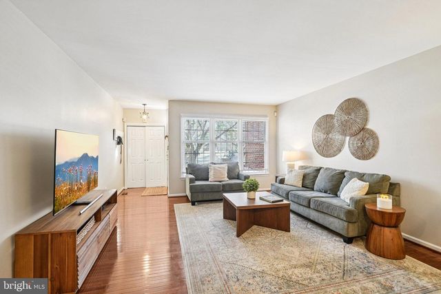 272 ALMWICH PL, Ambler, PA 19002