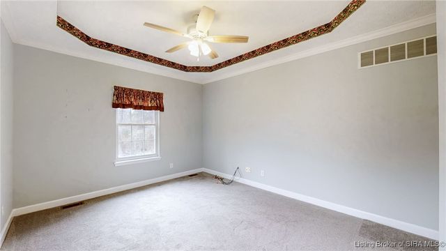 6616 Doris Court, Sellersburg, IN 47172