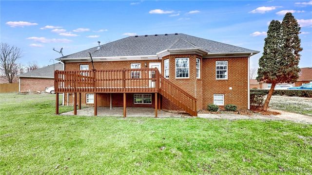 6616 Doris Court, Sellersburg, IN 47172