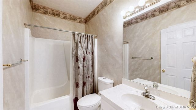 6616 Doris Court, Sellersburg, IN 47172