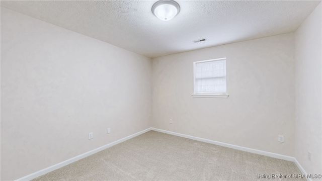 6616 Doris Court, Sellersburg, IN 47172