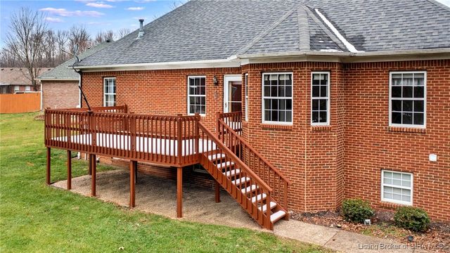 6616 Doris Court, Sellersburg, IN 47172