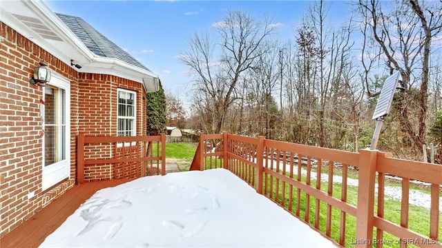 6616 Doris Court, Sellersburg, IN 47172