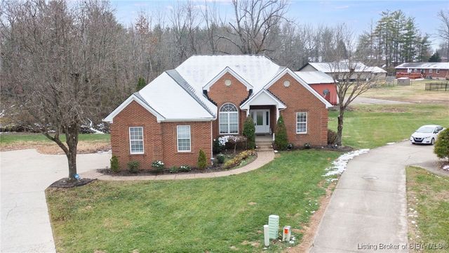 6616 Doris Court, Sellersburg, IN 47172