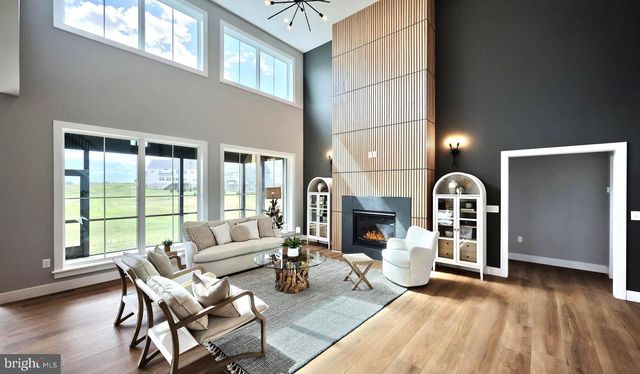 217 DAHLIA CIR, Lebanon, PA 17042