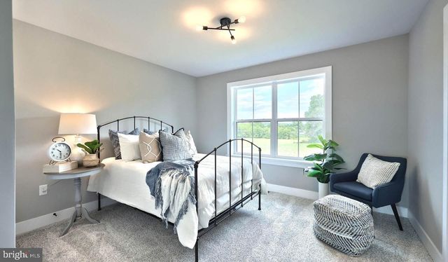 217 DAHLIA CIR, Lebanon, PA 17042