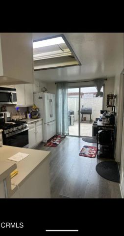 512 E Bard Road, Oxnard, CA 93033