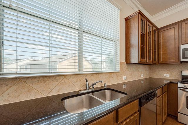 3302 Clearview Circle, Houston, TX 77025