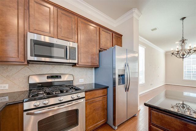 3302 Clearview Circle, Houston, TX 77025