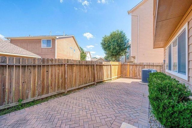 3302 Clearview Circle, Houston, TX 77025