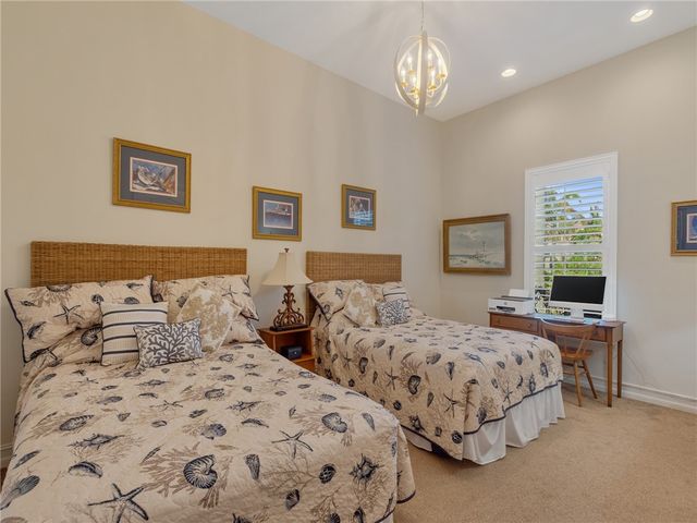 1070 River Wind Circle, Vero Beach, FL 32967