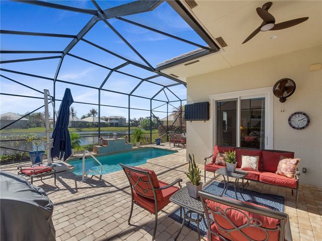 1070 River Wind Circle, Vero Beach, FL 32967