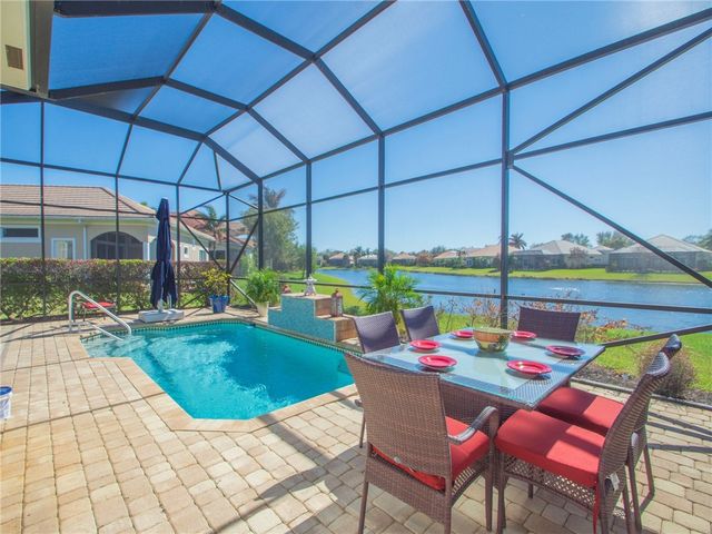 1070 River Wind Circle, Vero Beach, FL 32967