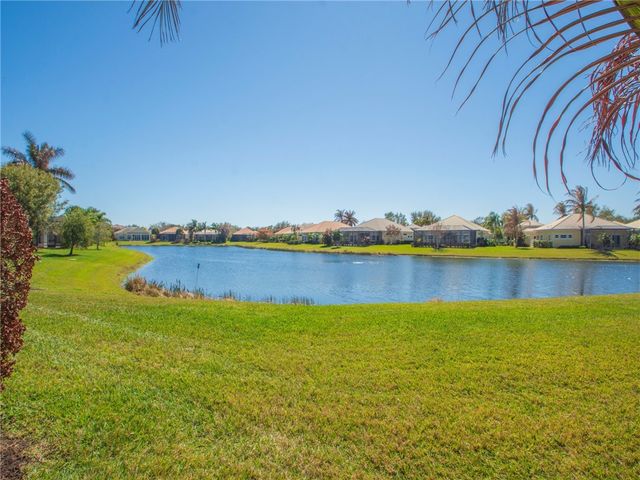 1070 River Wind Circle, Vero Beach, FL 32967