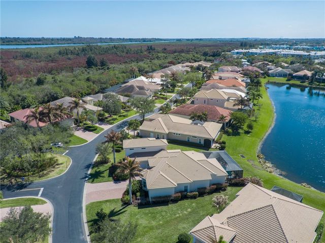 1070 River Wind Circle, Vero Beach, FL 32967