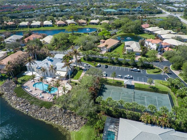 1070 River Wind Circle, Vero Beach, FL 32967