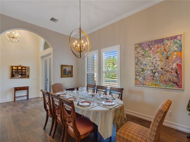 1070 River Wind Circle, Vero Beach, FL 32967