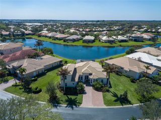 1070 River Wind Circle, Vero Beach, FL 32967