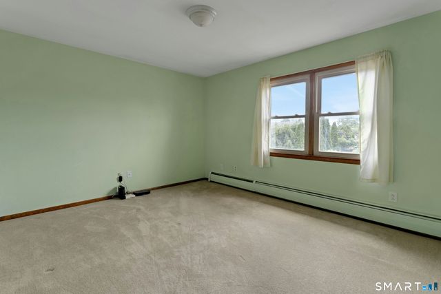 11 Apple Tree Terrace, West Haven, CT 06516