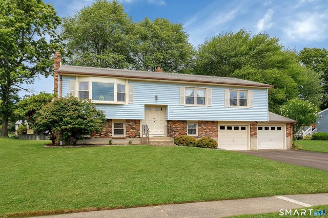 11 Apple Tree Terrace, West Haven, CT 06516