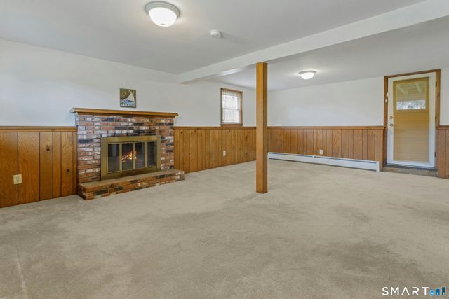 11 Apple Tree Terrace, West Haven, CT 06516