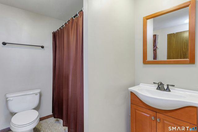 11 Apple Tree Terrace, West Haven, CT 06516