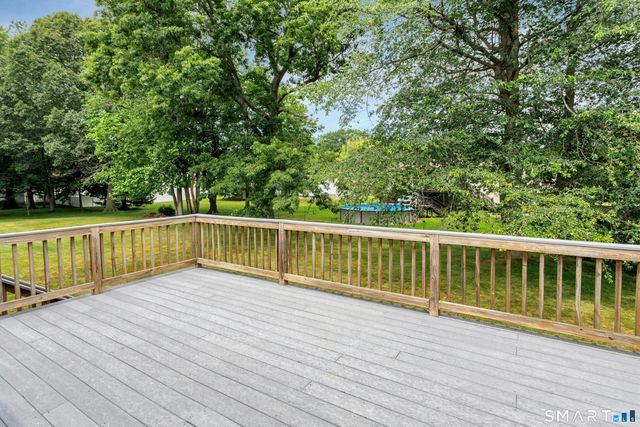 11 Apple Tree Terrace, West Haven, CT 06516