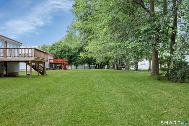 11 Apple Tree Terrace, West Haven, CT 06516