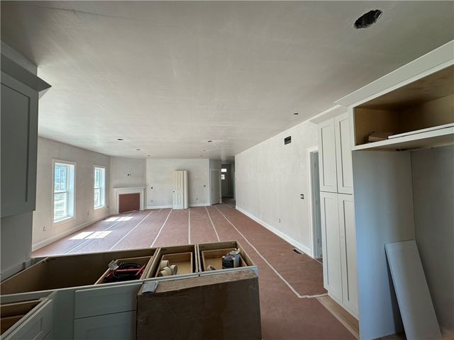 43 Wyndham Way, North Kingstown, RI 02852